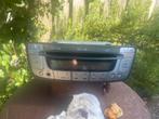 Autoradio Peugeot 107 / Toyota Aygo, Auto diversen, Ophalen, Gebruikt
