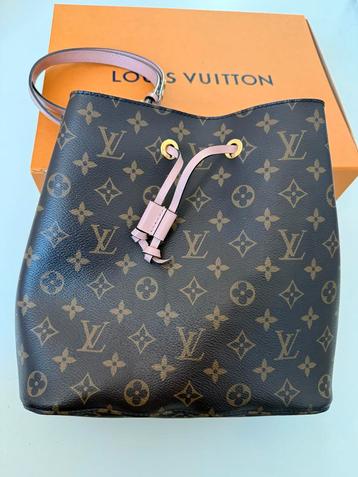 Louis Vuitton NéoNoé beschikbaar voor biedingen