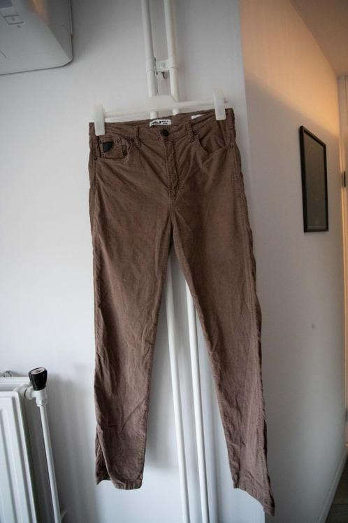 Bruine broek / jeans Lois velvet maat 38, Kleding | Dames, Broeken en Pantalons, Gedragen, Maat 38/40 (M), Bruin, Lang, Ophalen of Verzenden