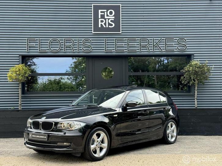 BMW 1-serie 118i | Youngtimer | Xenon | Dakje | Navi, Auto's, BMW, Bedrijf, 1-Serie, ABS, Airbags, Airconditioning, Alarm, Bochtverlichting