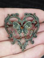 prachtige vintage hartvormige broche, Ophalen of Verzenden, Zo goed als nieuw, Overige materialen