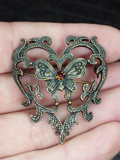 prachtige vintage hartvormige broche, Sieraden, Tassen en Uiterlijk, Broches, Zo goed als nieuw, Overige materialen, Ophalen of Verzenden