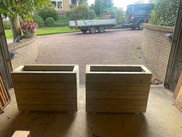 Plantenbakken op maat naar uw wens gemaakt beschikbaar voor biedingen