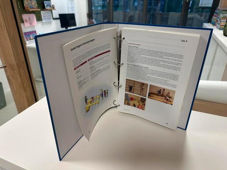 Bewegingsonderwijs in het speellokaal, Boeken, Studieboeken en Cursussen, Zo goed als nieuw, Niet van toepassing, Beta, Ophalen of Verzenden