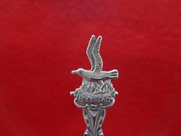 Lepeltje: Lelystad  Meeuw  beschikbaar voor biedingen