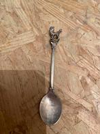 Oud lepeltje met kinderwagen., Antiek en Kunst, Ophalen of Verzenden