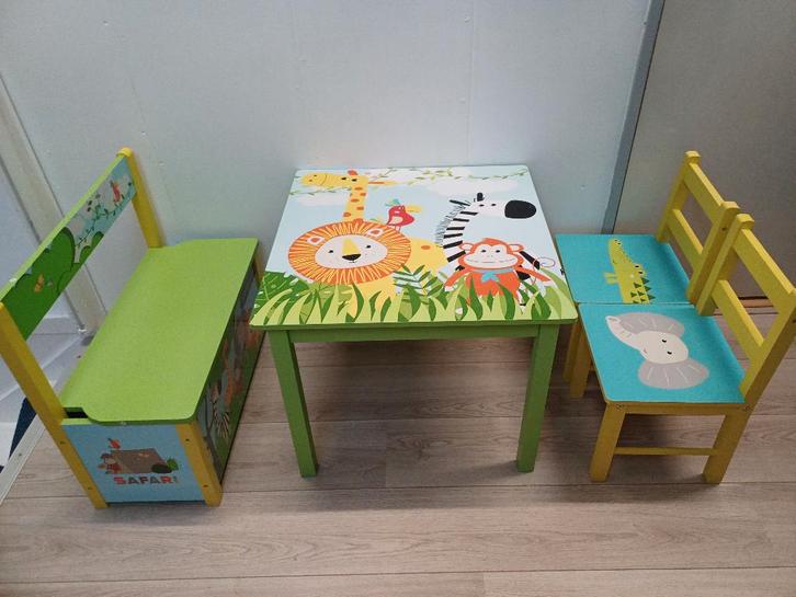 Livarno kindertafel, kinderbank en 2 kinderstoelen, Kinderen en Baby's, Kinderkamer | Tafels en Stoelen, Gebruikt, Tafel(s) en Stoel(en)
