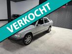 Mercedes-Benz 190-serie 2.0 E automaat oldtimer carplay, Gebruikt, 4 cilinders, 190-Serie, Sedan