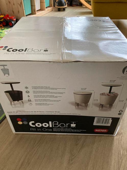 Mooie Keter coolbar all in one, Witgoed en Apparatuur, Koelkasten en IJskasten, Zo goed als nieuw, Zonder vriesvak, 200 liter of meer