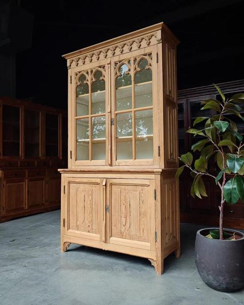 Antieke Franse buffetkast | Oud grenen vitrine #1994, Antiek en Kunst, Antiek | Meubels | Kasten, Ophalen of Verzenden