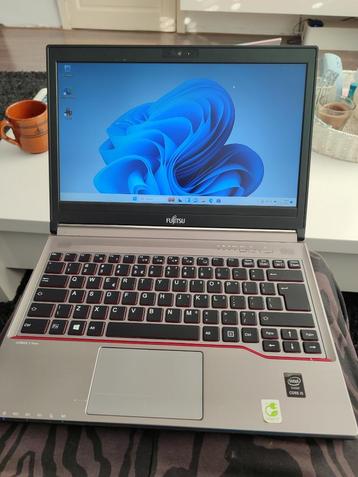 Fujitsu Lifebook E736 i5 6de gen 250 SSD 8 GB Ram 14"FHD  beschikbaar voor biedingen
