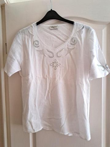 Mooie witte dames top shirt met pailletjes maat 42 44 maat L