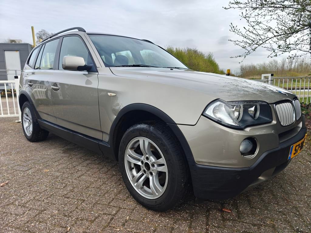 BMW X3 2.0 I 2007 Bruin Trekhaak Cruise Navi Nieuwe APK, Auto's, BMW, Stof, 1995 cc, Zwart, 4 cilinders