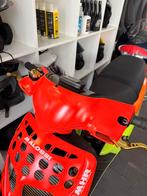 Piaggio Zip SP98 kappenset fluo rosso / yellow sp 98 kappen, Piaggio, VL Custom Scooters, Ophalen of Verzenden, Zo goed als nieuw