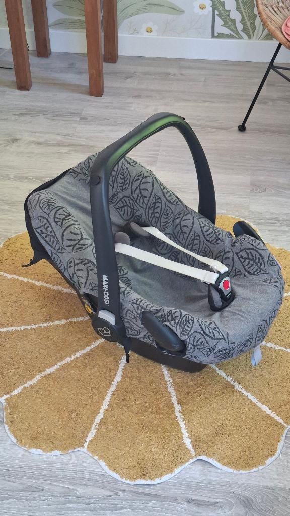 Autostoeltje - Pebble Plus - Maxi Cosi - met airbags, Ophalen, 0 t/m 13 kg, Maxi-Cosi, Gebruikt