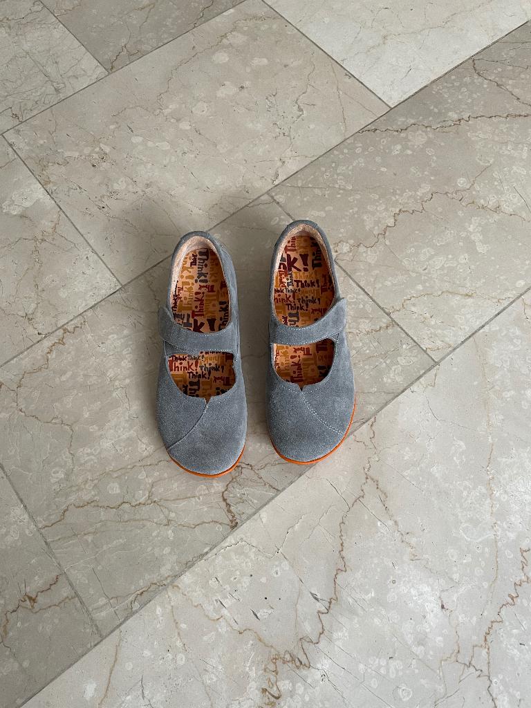 Afgeprijsd,Nieuwe Think dames schoenen, Schoenen met lage hakken, Verzenden, Think!, Nieuw