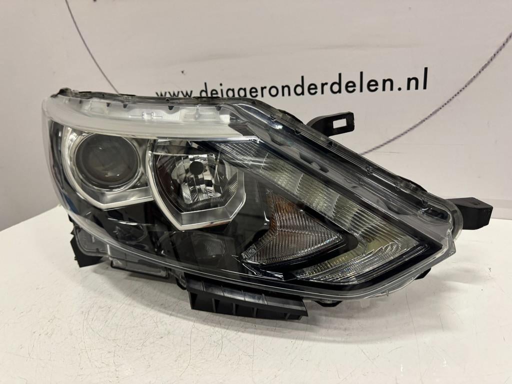 NISSAN QASHQAI J11 KOPLAMP LED RECHTS 100-18013, Takashima 1-chome 1-1
220-8686  Yokohama, Ophalen of Verzenden, NISSAN_SR@mail.nissan.co.jp