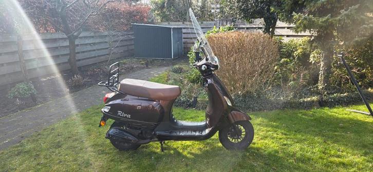 Riva Scooter, Fietsen en Brommers, Scooters | Overige merken, Gebruikt, Benzine, Ophalen