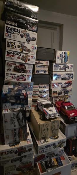 Gezocht oude Tamiya RC wagens enof onderdelen, foto's als vb, Ophalen of Verzenden, Zo goed als nieuw, Overige schalen, Auto offroad