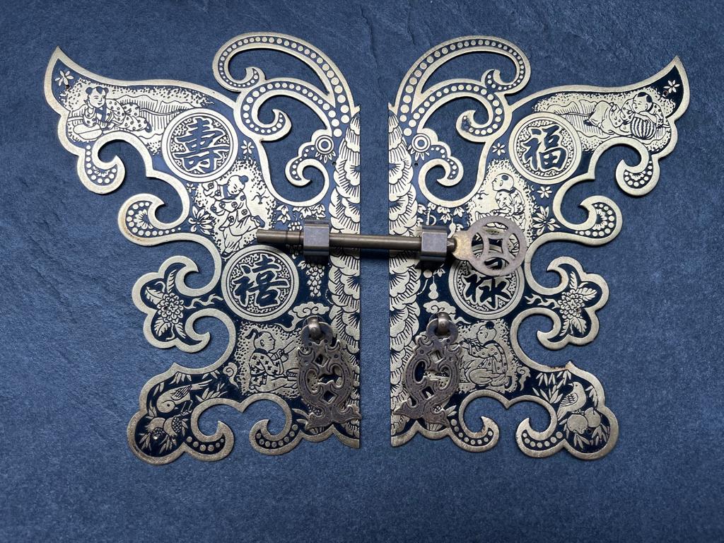 Chinees beslag voor chinese bruidskast oosterse kast vlinder, Verburgt Vintage, Nieuw, Ophalen of Verzenden, https://verburgtvintage.nl/#contact