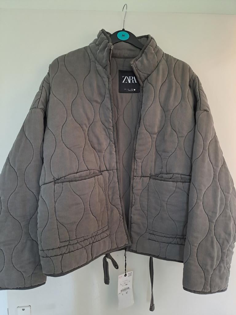 Nieuw: quilted jas Zara maat L, Zara, Maat 42/44 (L), Nieuw, Ophalen of Verzenden