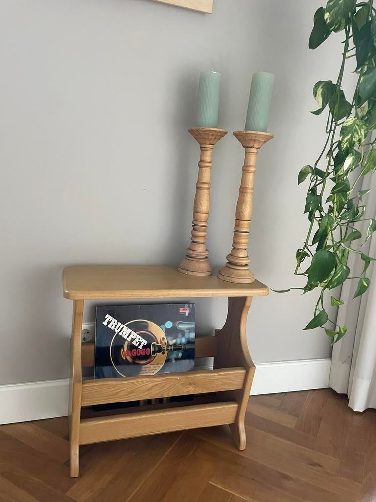 Platenbak, krantenbak, tijdschriftenbak massief eiken., Huis en Inrichting, Woonaccessoires | Krantenbakken en Lectuurbakken, Ophalen