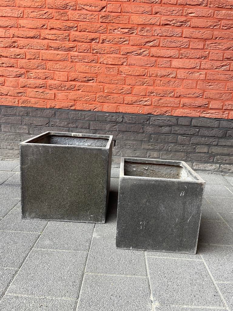 Set van 2 vierkante plantenbakken, grijs, Tuin en Terras, Bloembakken en Plantenbakken, Ophalen, Gebruikt, Minder dan 60 cm, Vierkant