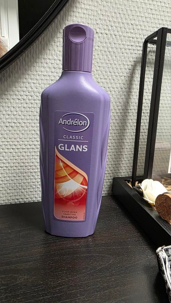 Nieuw shampoo andrelon 300ml, Ophalen of Verzenden, Nieuw, Shampoo of Conditioner