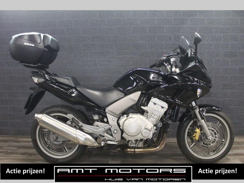 HONDA CBF 1000 F C-ABS (bj 2010) 30,435 km 2e eigenaar, Motoren, Motoren | Honda, HONDA, 4 cilinders, Motorrijbewijs A, Bedrijf