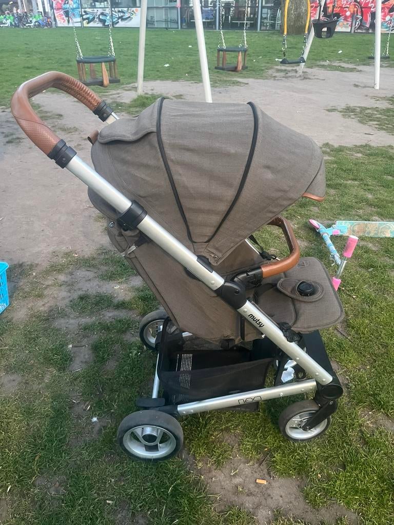 Kinderwagen musty, Ophalen of Verzenden, Zo goed als nieuw