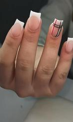 Burberry custom nagels!, Overige kleuren, Verzenden, Zo goed als nieuw, Handen en Nagels