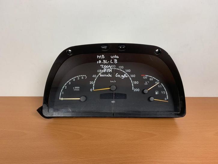 tellerunit kilometerteller mercedes vito W638  1996 tot 2003, Auto-onderdelen, Dashboard en Schakelaars, Mercedes-Benz, Gebruikt