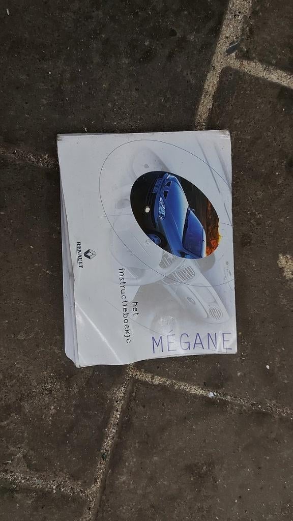 Instructie boekje Megane 2001, Ophalen of Verzenden