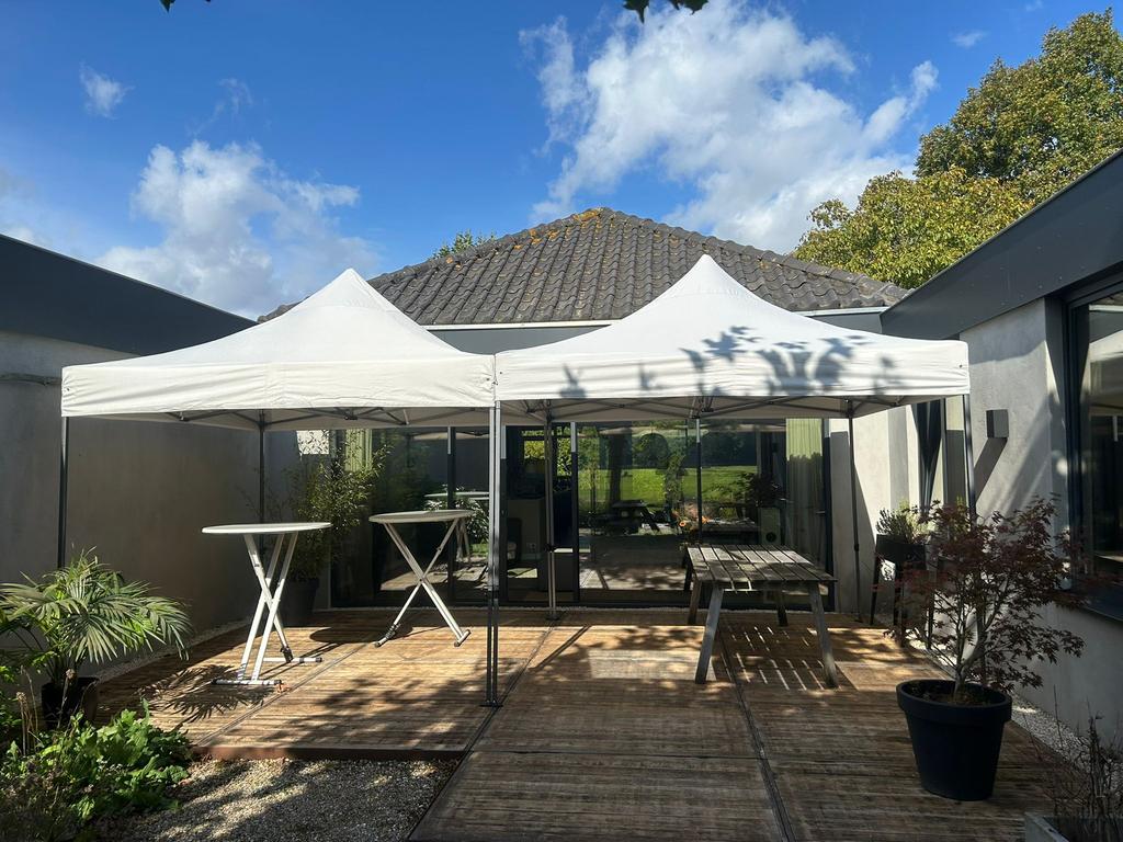 Easy up partytent 3x3 te huur!, Tuin en Terras, Ophalen, Zo goed als nieuw, Minder dan 5 meter