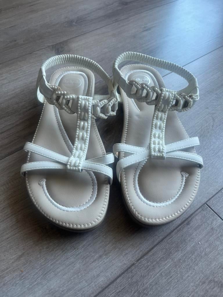 Kelly Jo Slippers (nieuw) maat 40, Kleding | Dames, Schoenen, Wit, Nieuw, Sandalen of Muiltjes, Ophalen of Verzenden