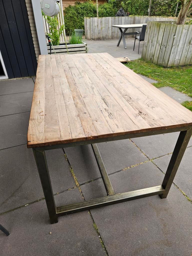 Robuuste houten eettafel 200x100 cm, Huis en Inrichting, Tafels | Eettafels, Gebruikt, 100 tot 150 cm, Vijf personen of meer, Industrieel, robuust, natuurlijk