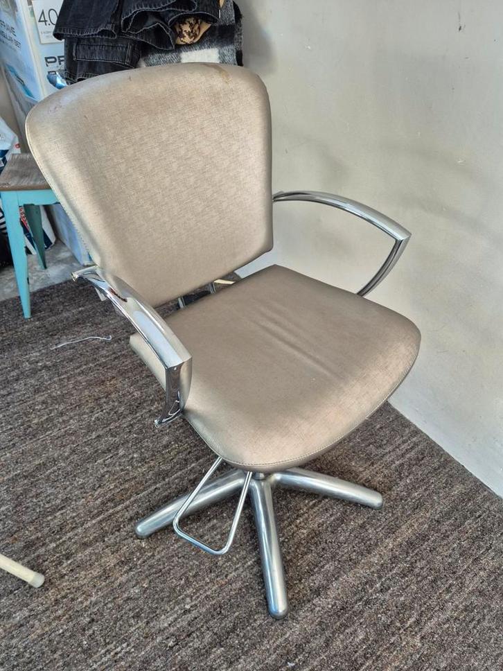 Kappersstoel, Huis en Inrichting, Stoelen, Gebruikt, Eén, Ophalen