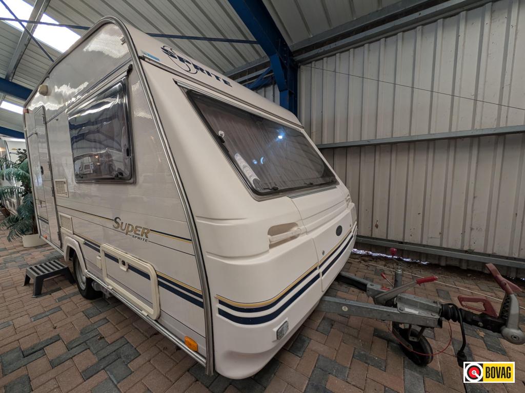 Sprite met enkele bedden, Caravans en Kamperen, Caravans, Standaardzit, Tot en met 2, Bedrijf, Schokbreker