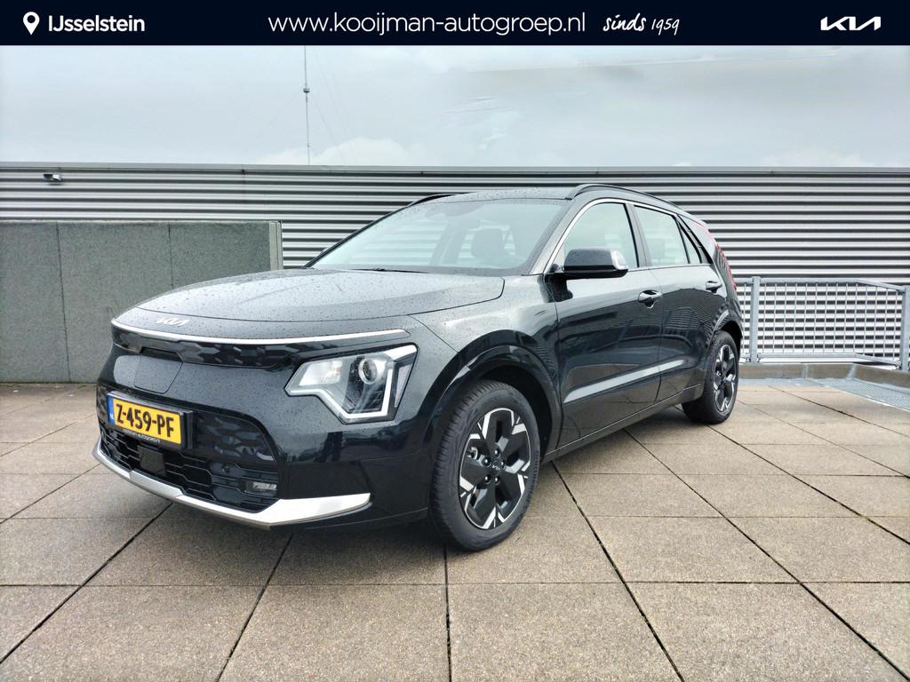 Kia Niro EV DynamicLine 64.8 kWh GRATIS WINTERBANDEN Navigat, Stof, Gebruikt, 750 kg, 1657 kg