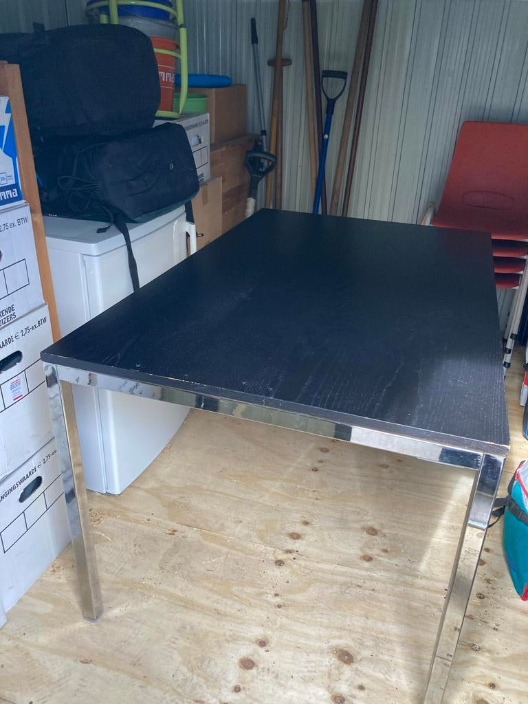 IKEA Torsby eettafel 85x135, zwart met metalen onderstel, Ophalen, Gebruikt, 100 tot 150 cm, 50 tot 100 cm