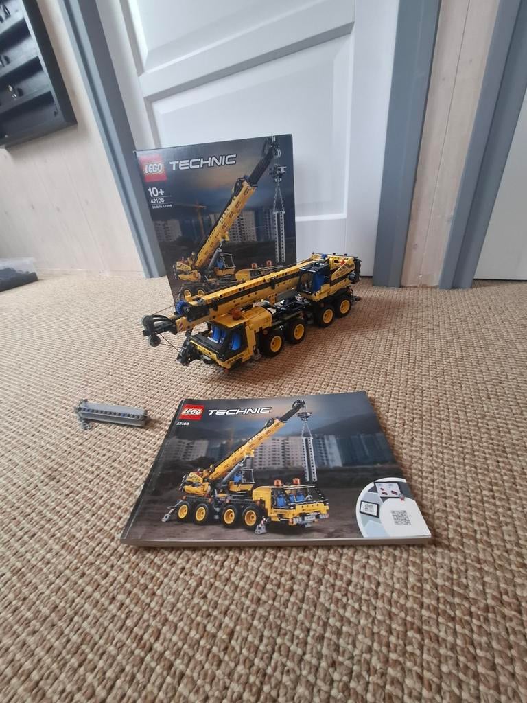 Lego technic hijskraan 42108, Compleet, Lego, Ophalen of Verzenden, Zo goed als nieuw