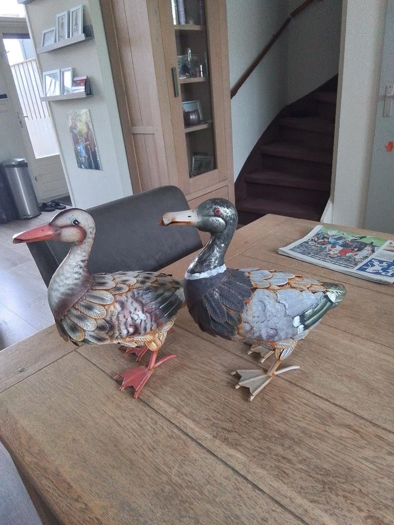 Tuindecoratie metalen eenden, Tuin en Terras, Tuinbeelden, Ophalen of Verzenden, Gebruikt, Metaal, Dierenbeeld