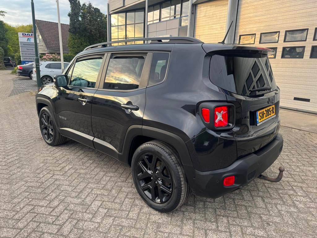 Jeep Renegade 1.4 MultiAir Limited AUTOMAAT,Trkhaak,Xenon, Auto's, Jeep, Gebruikt, 4 cilinders, Parkeersensor, Zwart