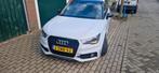 Audi A1 1.2 Tfsi Sport S Line 63KW SB 2015 Wit, Auto's, Voorwielaandrijving, Stof, Zwart, 4 cilinders