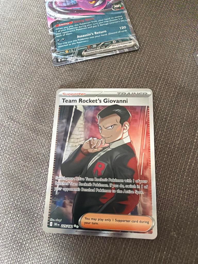 Team Rocket's Giovanni Pokémon kaart 225/182, Ophalen, Nieuw, Losse kaart, Foil