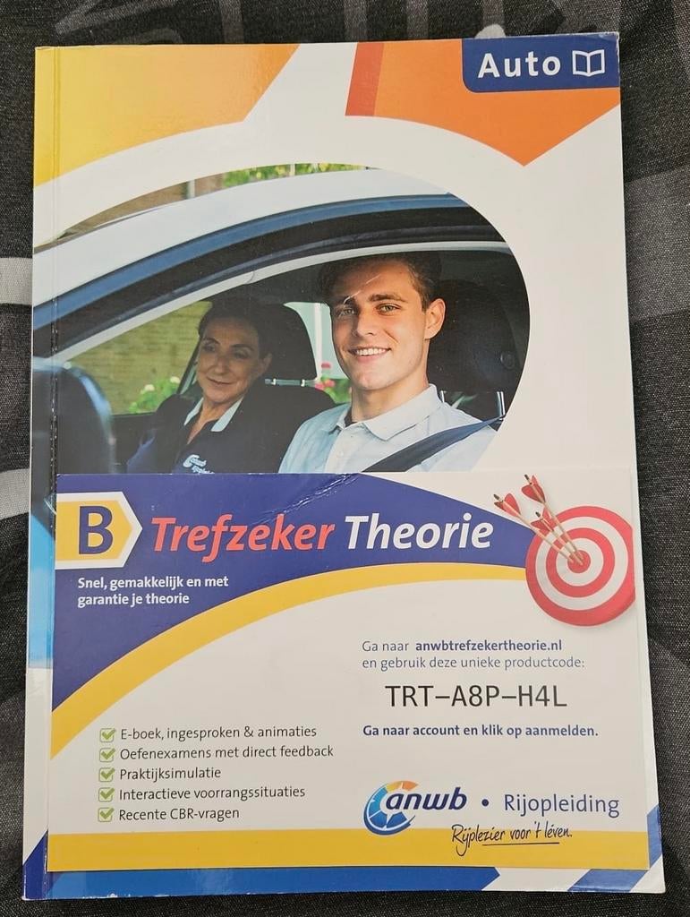 Theorieboek en prsktijkboek Rijbewijs-B, Boeken, Ophalen of Verzenden, Zo goed als nieuw