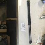 Mini Cooper Cabrio 1.6    2005  Gasveren set achterklep