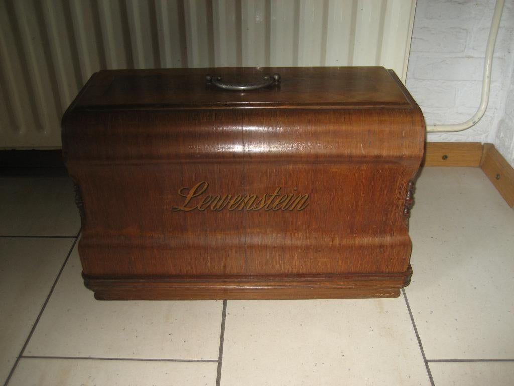 LEUVENSTEIN NAAIMACHINE, Antiek en Kunst, Antiek | Naaimachines, Ophalen