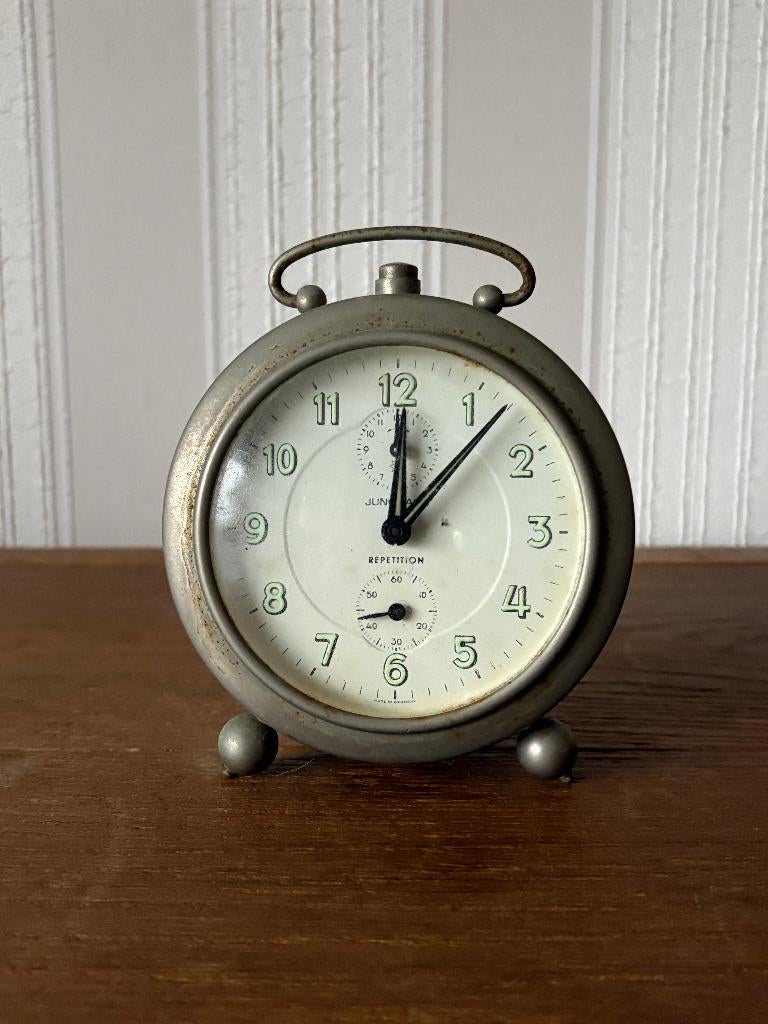 Vintage metalen wekker Junghans – mechanisch met repetitie, Antiek en Kunst, Antiek | Klokken, Ophalen of Verzenden