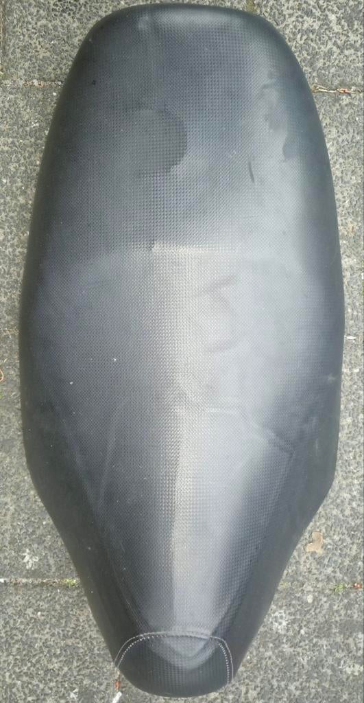 Piaggio NRG MC2 MC3 zadel, Fietsen en Brommers, Ophalen of Verzenden, Zadel, Piaggio